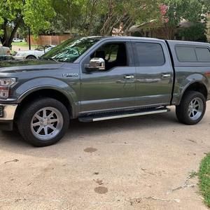 Meet your Posher, Larry jester